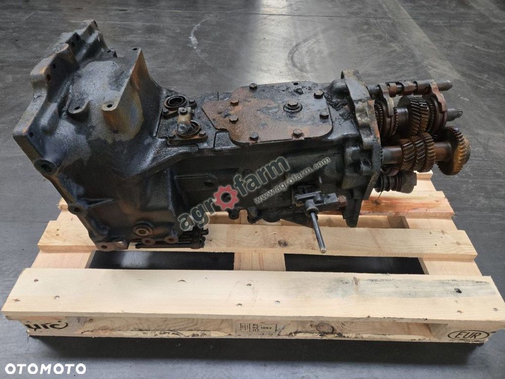 Skrzynia biegów Massey Ferguson 3330S, 3425, 3325 - 1