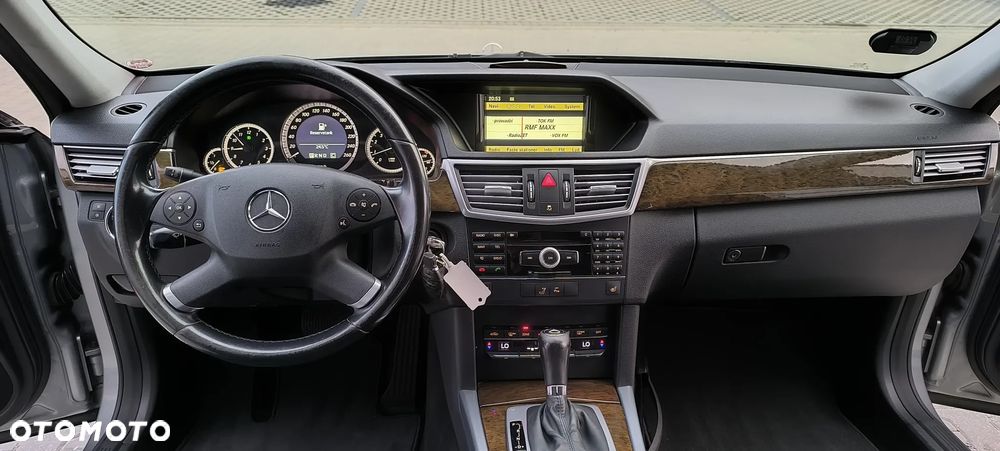 Mercedes-Benz Klasa E 200 Kompressor Automatik Elegance - 14