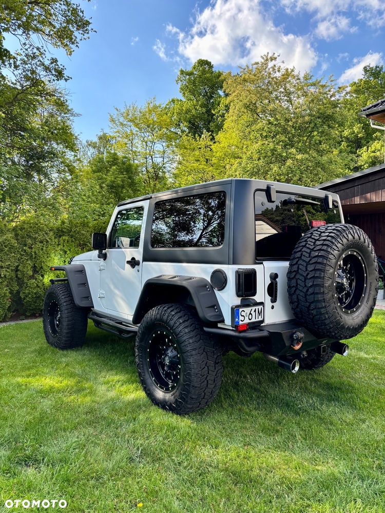 Jeep Wrangler - 20