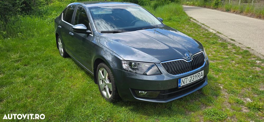 Skoda Octavia 2.0 TDI Style - 8