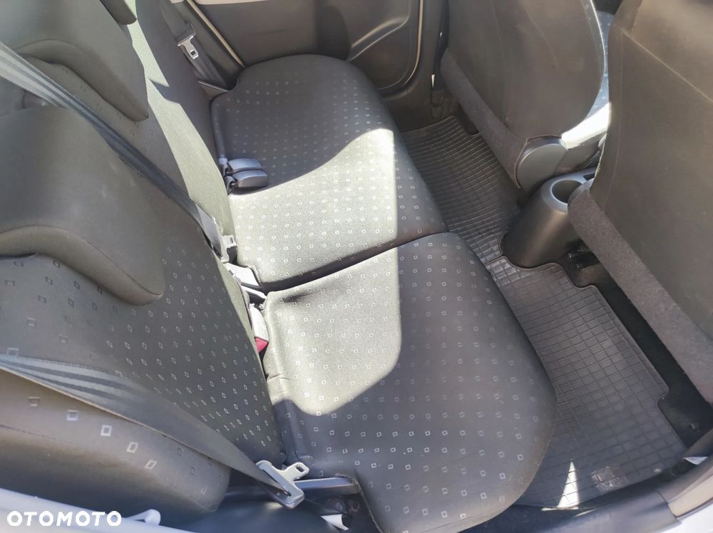 Toyota Yaris 1.0 Luna Start - 13