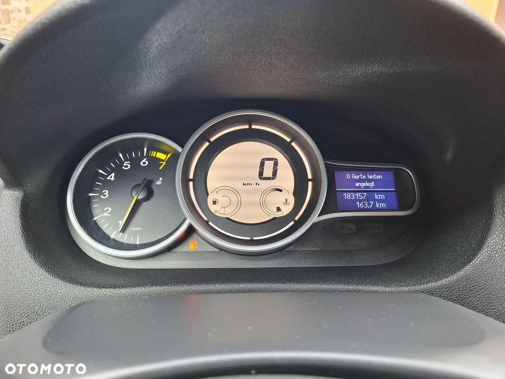 Renault Megane 1.6 16V 100 Authentique - 22