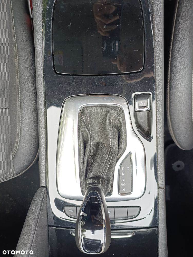 Opel Insignia 1.5 T Enjoy S&S - 11