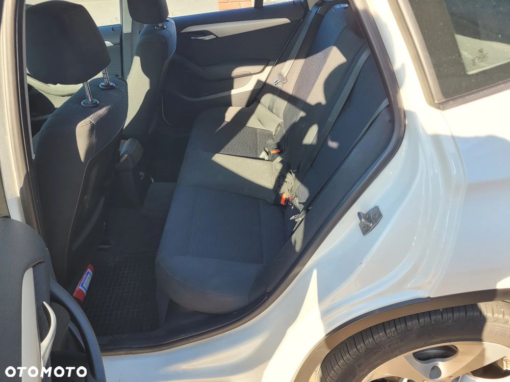 BMW X1 sDrive20d EfficientDynamics - 13
