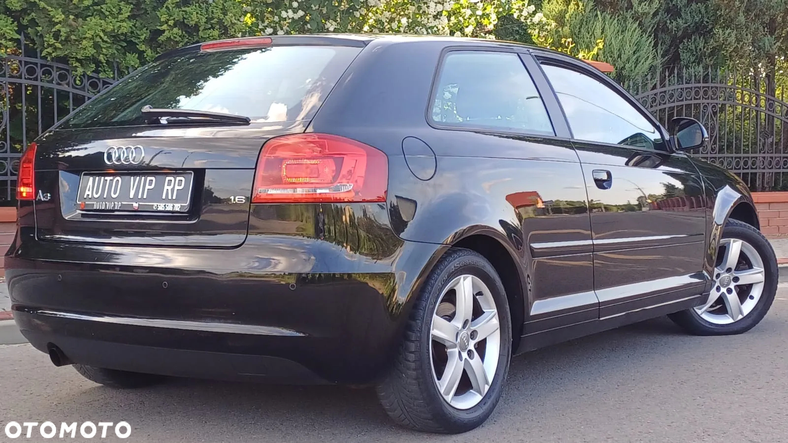 Audi A3 1.6 Attraction - 17