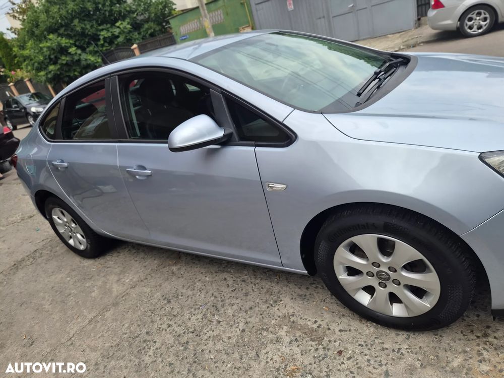 Opel Astra 1.6 CDTI Start/Stop Selection - 12