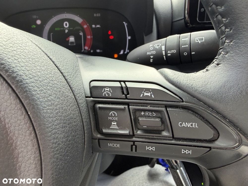 Toyota Yaris Hybrid 1.5 Style - 14