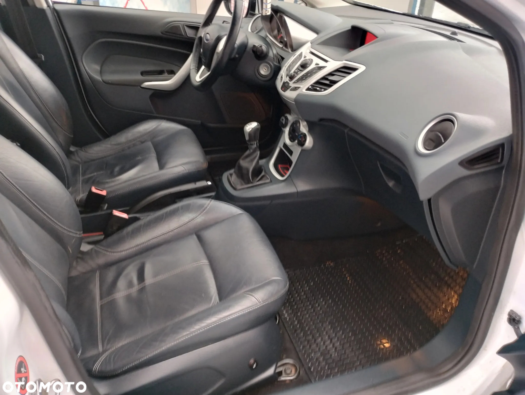 Ford Fiesta 1.25 Titanium - 25