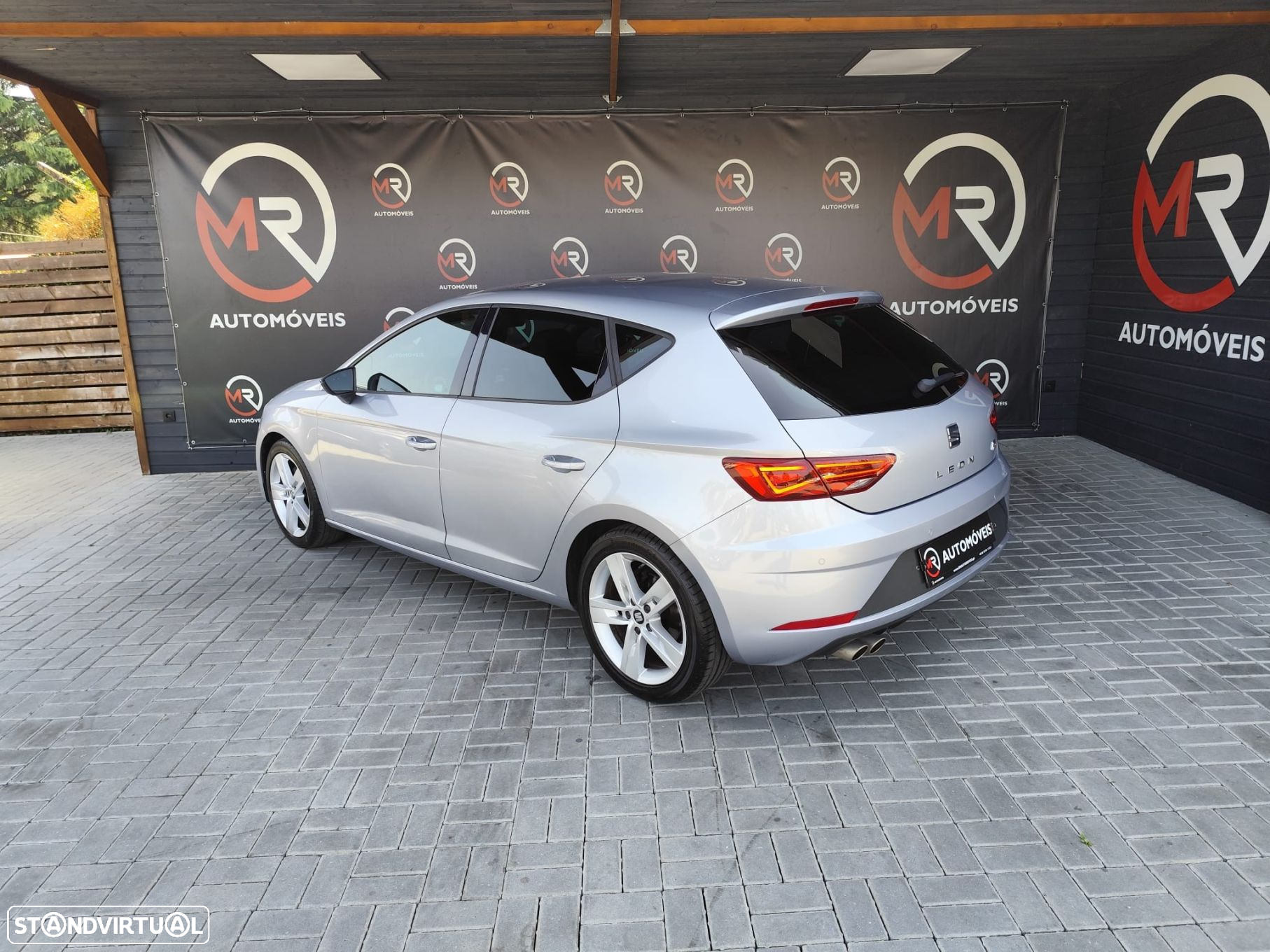 SEAT Leon 1.5 TSI FR S/S - 7