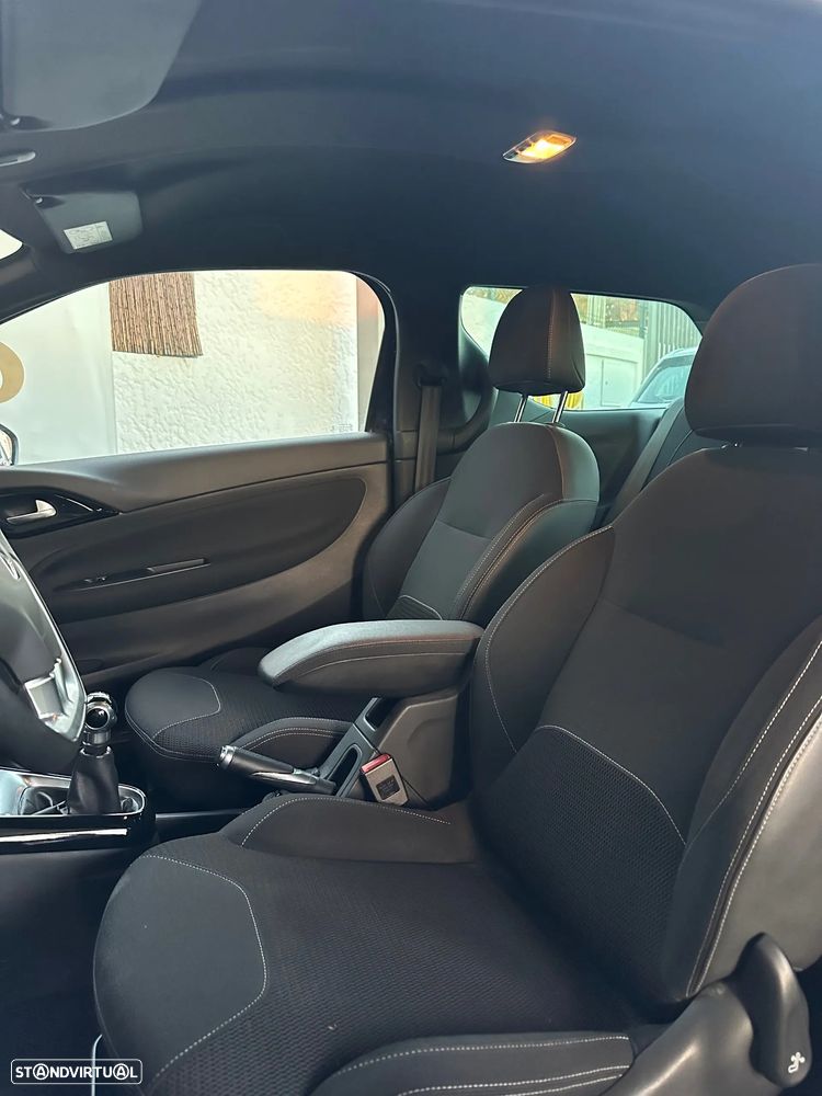 Citroën DS3 1.2 PureTech Be Chic - 11