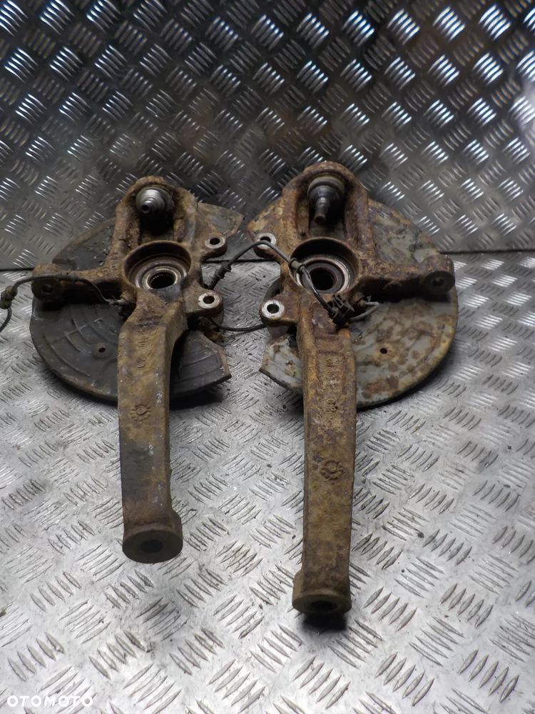 MERCEDES ML W164 3.0 CDI ZWROTNICA PRAWA - 3