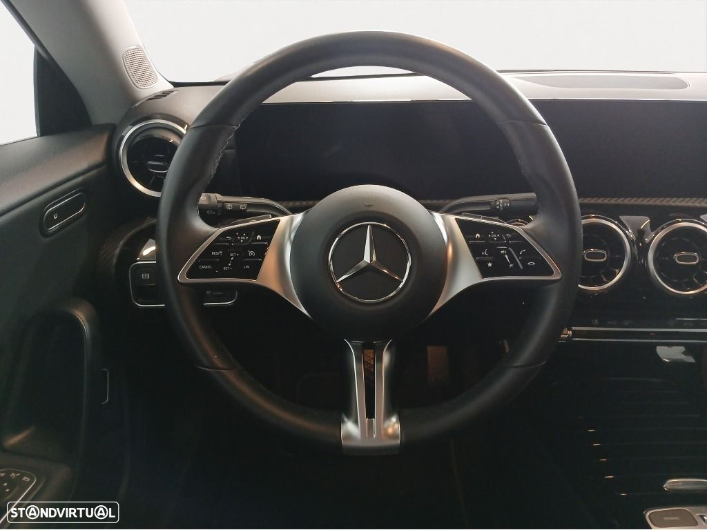 Mercedes-Benz CLA 180 d Shooting Brake Progressive Aut. - 10
