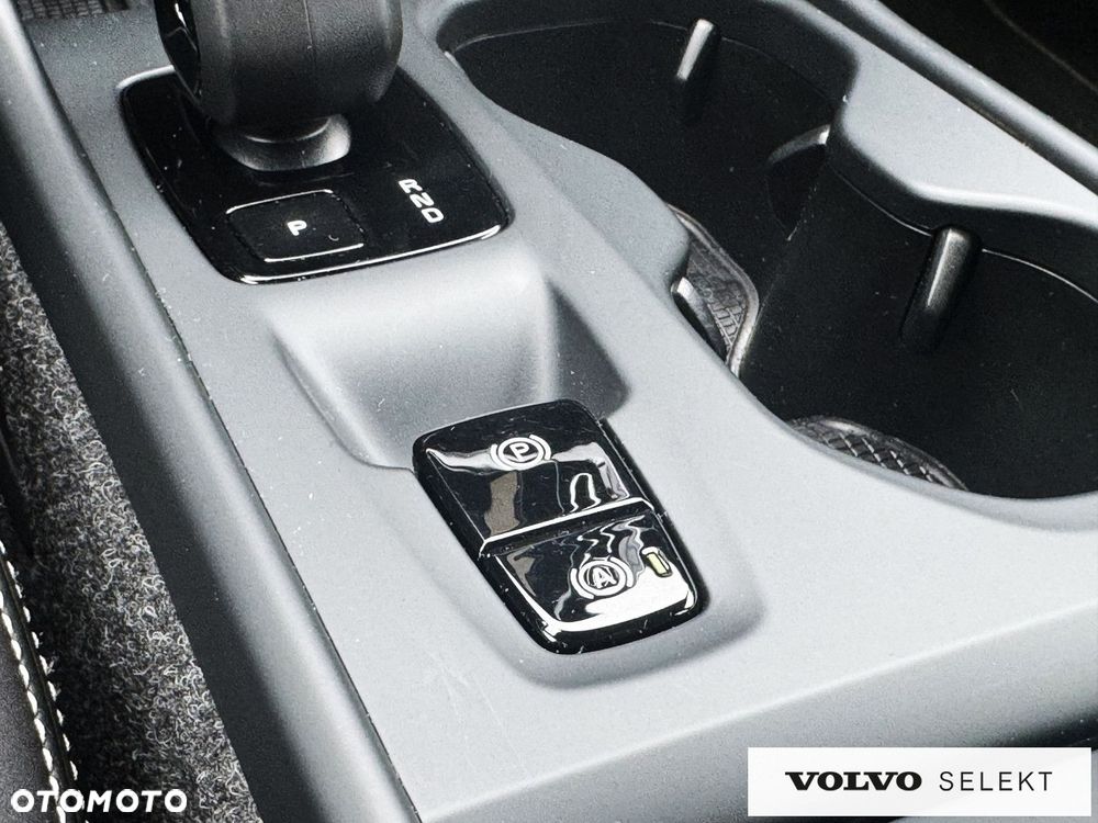 Volvo XC 40 - 23