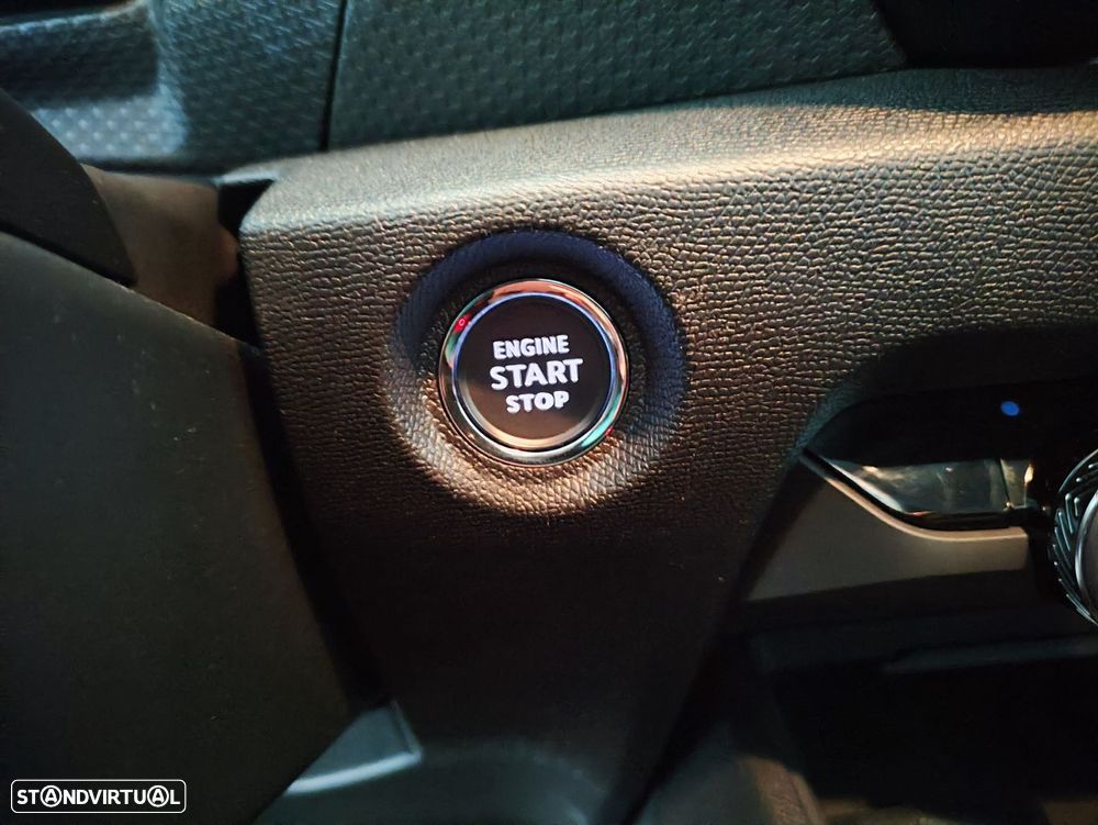 Citroën C4 X 1.5 BlueHDi Max EAT8 - 17