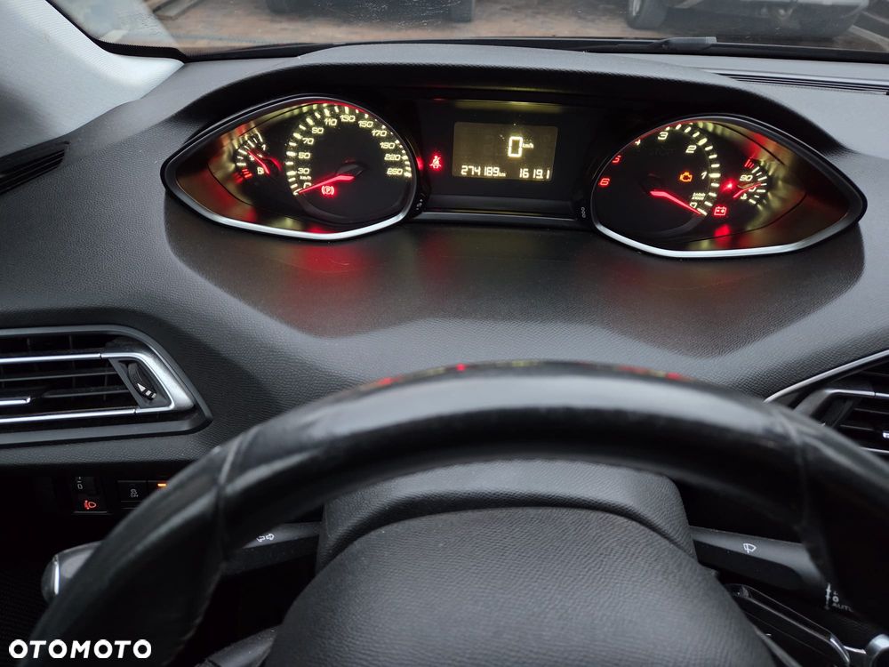 Peugeot 308 1.6 BlueHDi Active S&S - 4