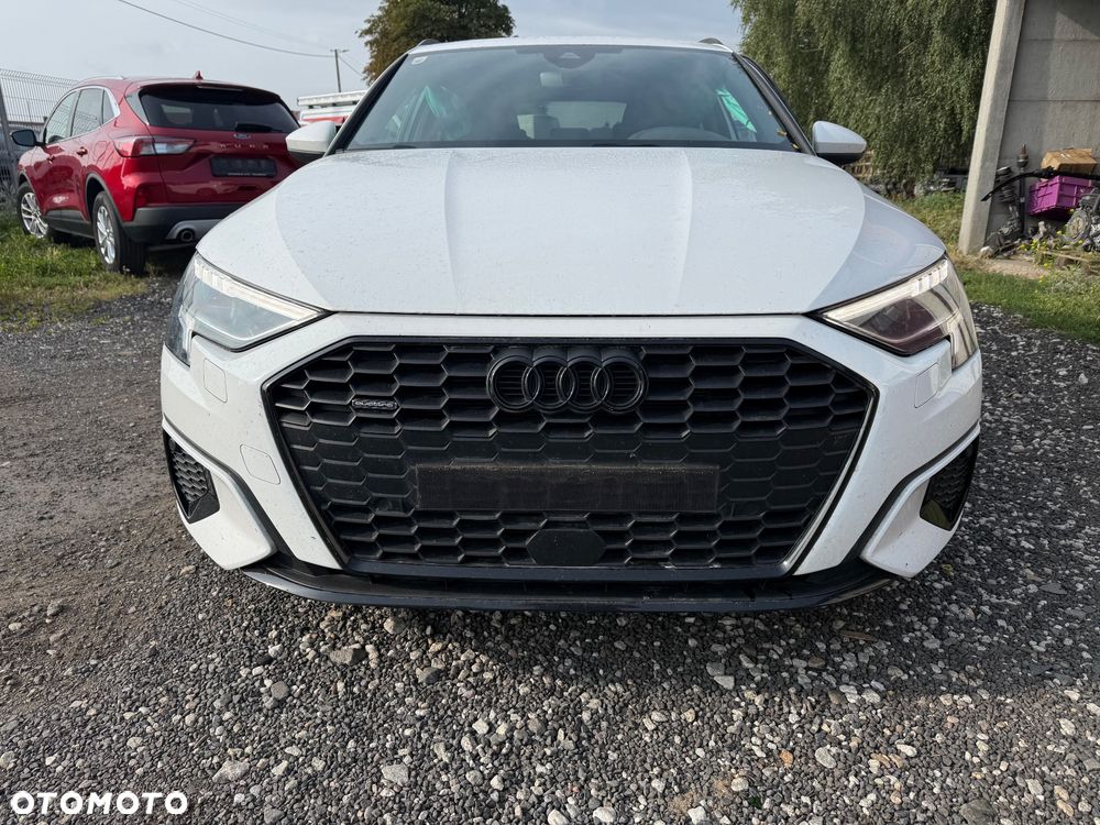 Audi A3 Sportback - 1