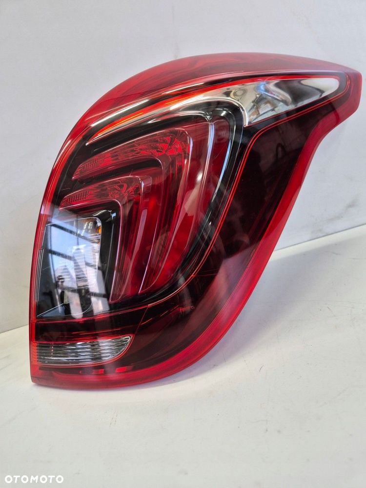 OPEL MOKKA X 15- PRAWA TYLNA LAMPA LED EUROPA ORYGINAŁ 42619628 - 9