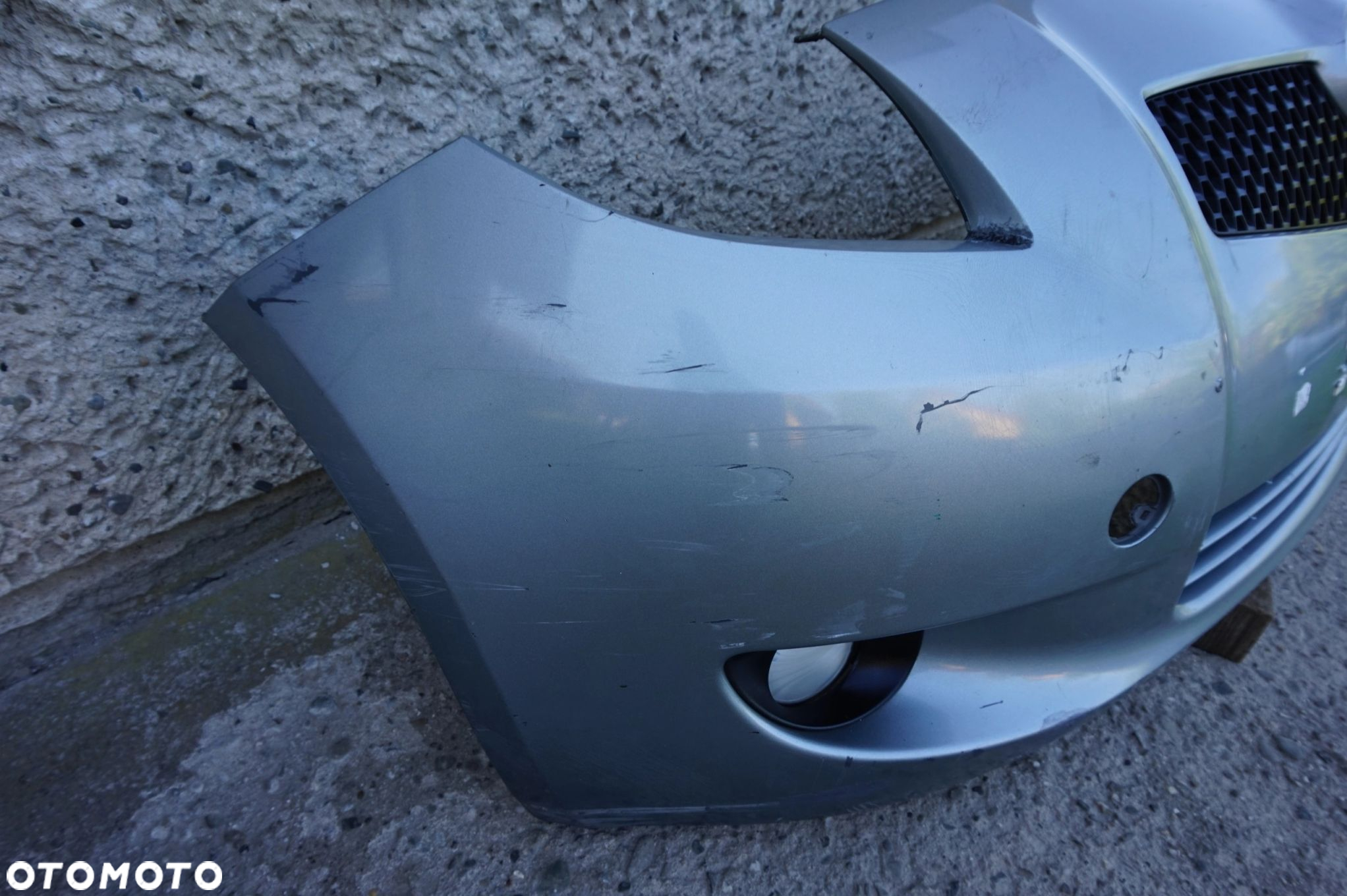 ZDERZAK PRZÓD PRZEDNI TOYOTA YARIS II 05/09r - 4