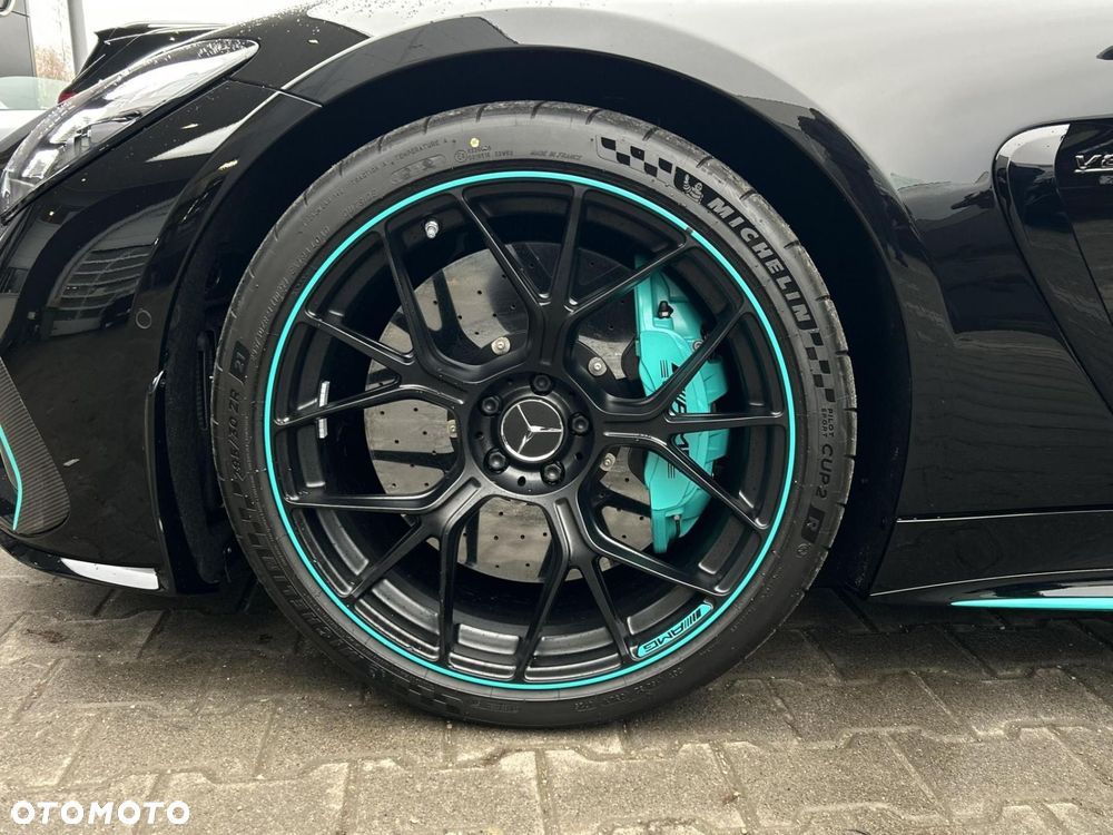 Mercedes-Benz AMG GT - 24
