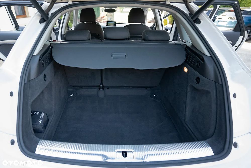 Audi Q3 2.0 TDI Quattro S tronic design - 28