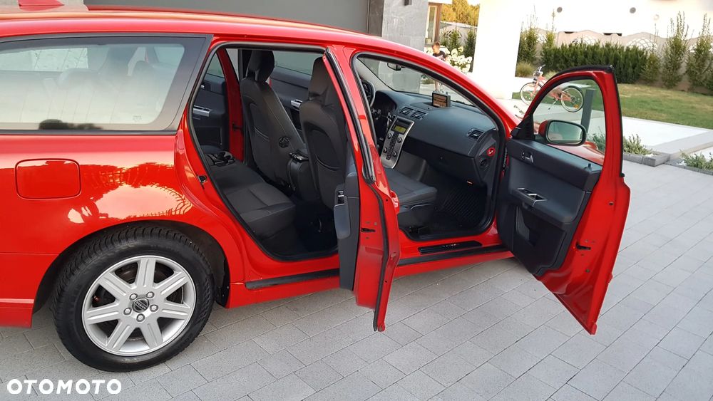 Volvo V40 - 26