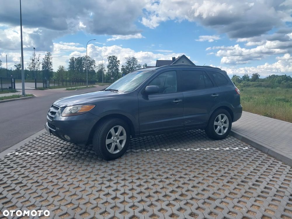 Hyundai Santa Fe - 3
