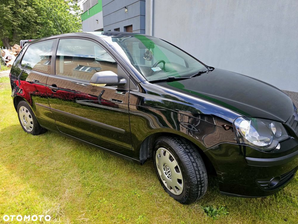 Volkswagen Polo - 2