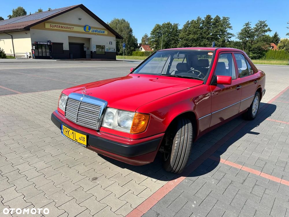 Mercedes-Benz W124 (1984-1993) - 1