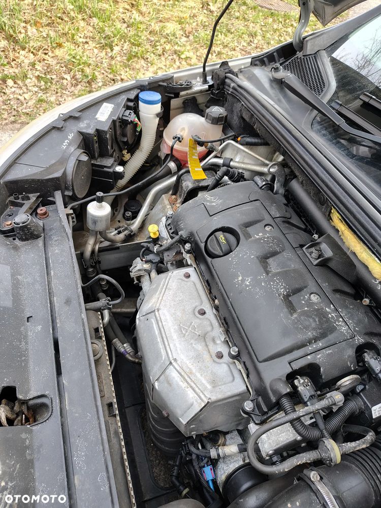 Citroën C4 VTi 120 Exclusive - 19