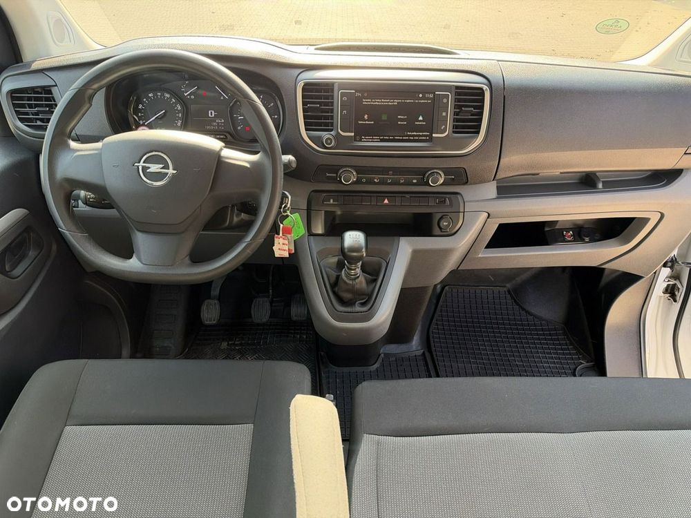 Opel Vivaro - 16