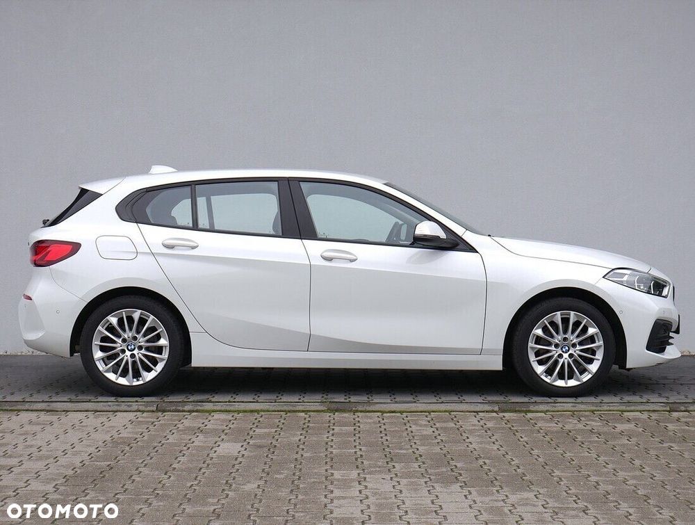 BMW Seria 1 118i - 5