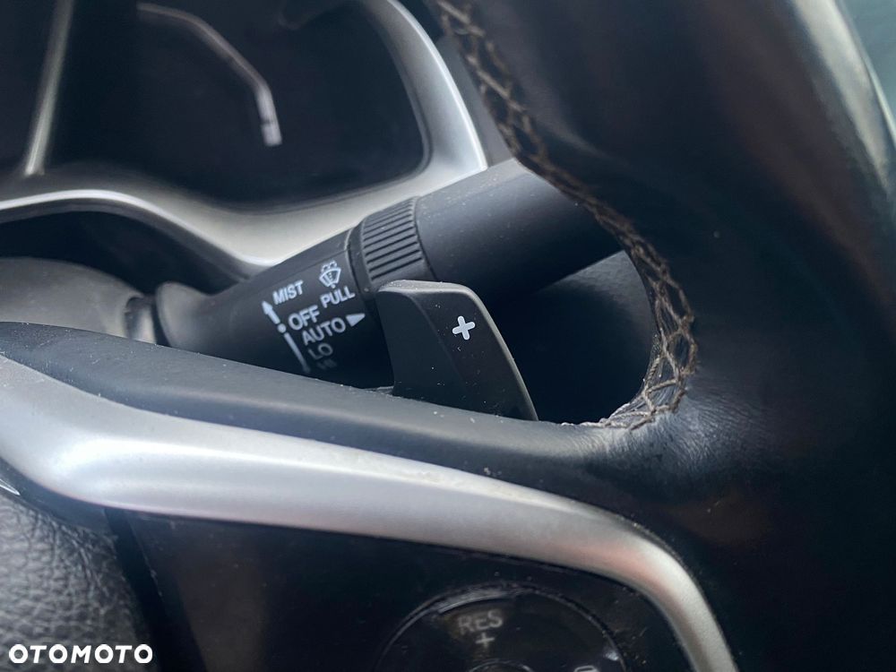 Honda Civic 1.5 T Elegance CVT - 21