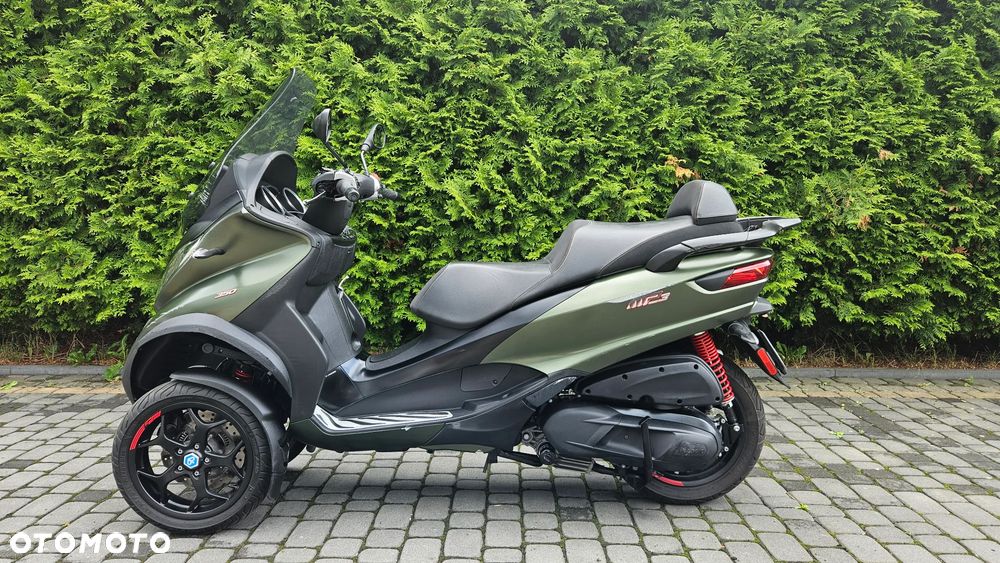 Piaggio MP-3 - 8