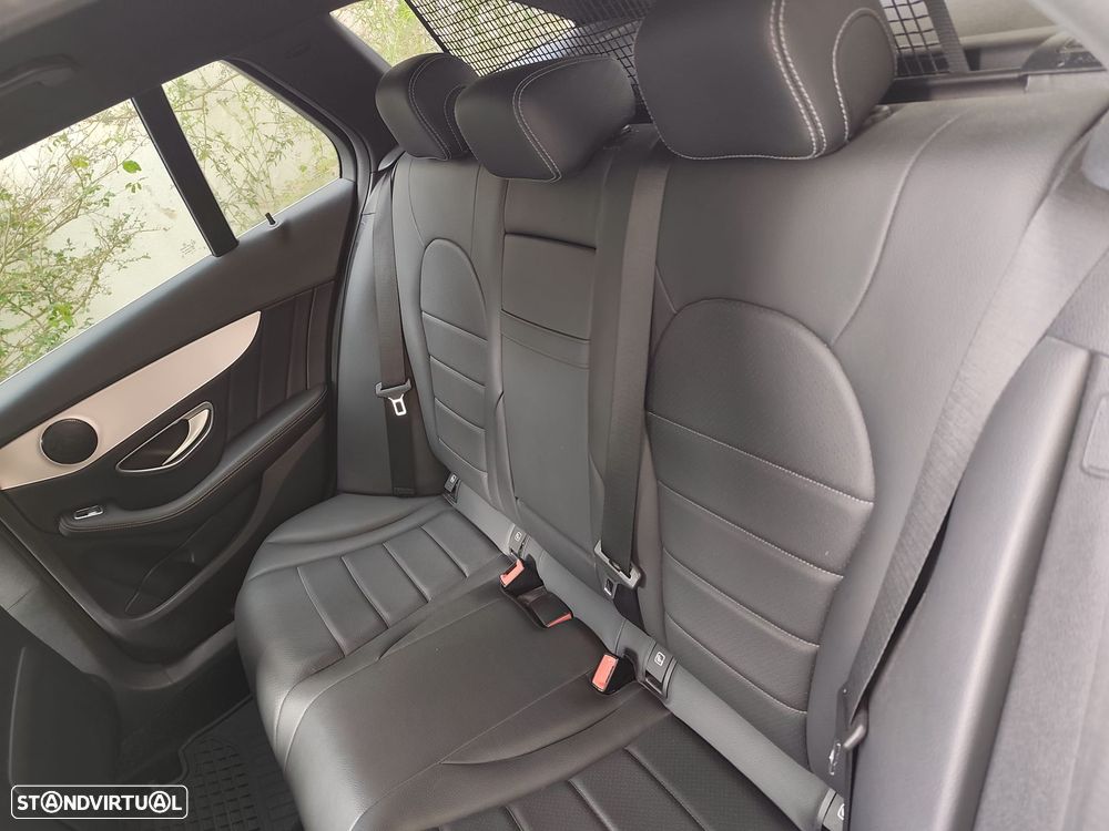 Mercedes-Benz C 220 d Station 9G-TRONIC AMG Line - 24