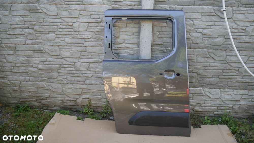 drzwi prawe przesuwne berlingo IV  partner IV 4 combo E nowy model - 2