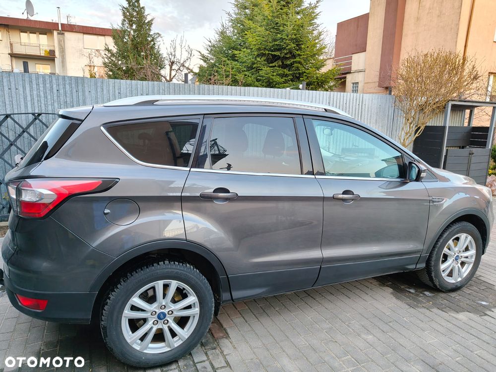 Ford Kuga - 5