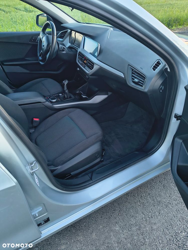 BMW Seria 1 116d Edition Colorvision - 11