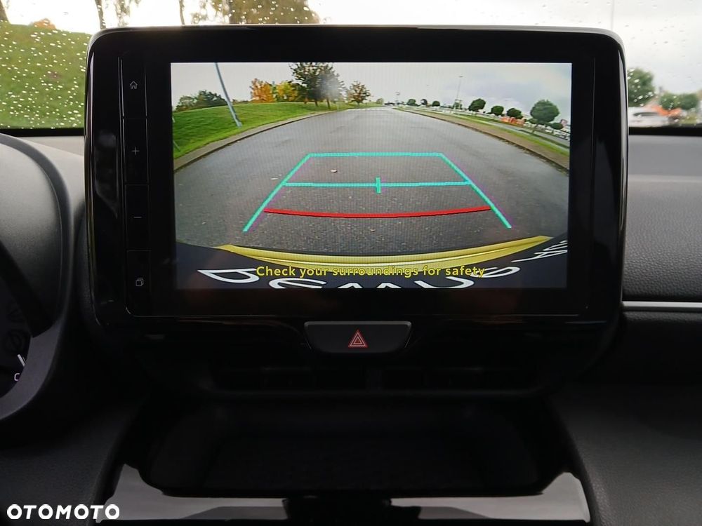 Toyota Yaris Cross Hybrid 1.5 Comfort - 33