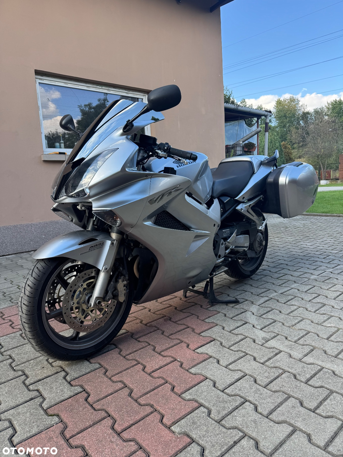 Honda VFR - 7