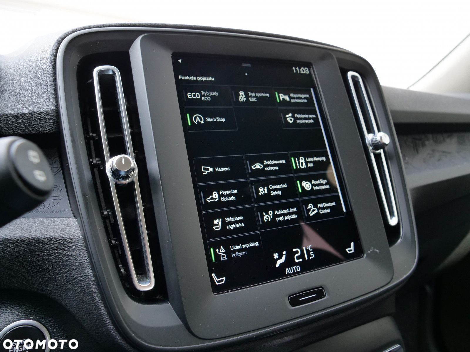 Volvo XC 40 - 20