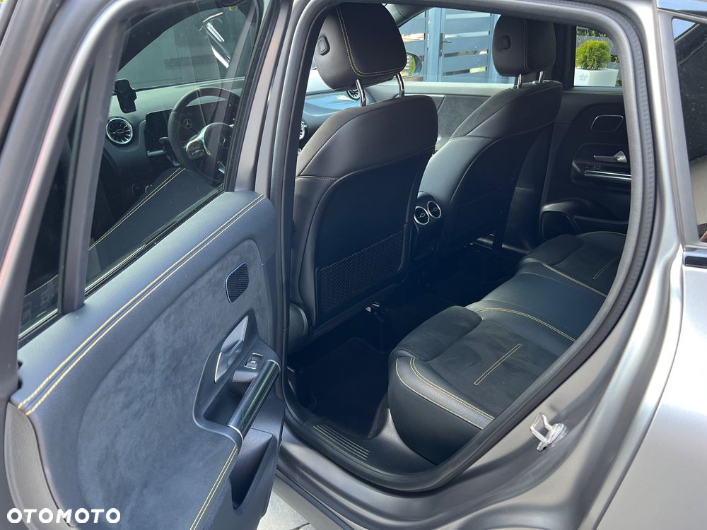 Mercedes-Benz GLA AMG 45 S 4-Matic+ - 11