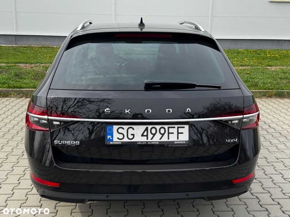 Skoda Superb 2.0 TDI SCR 4x4 Style DSG - 9