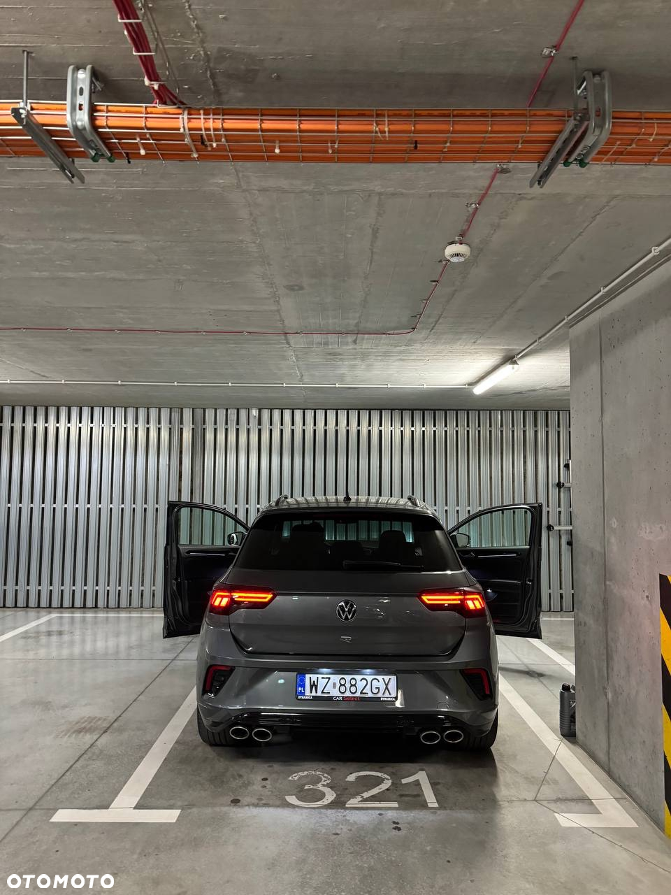 Volkswagen T-Roc 2.0 TSI 4Motion R DSG - 19
