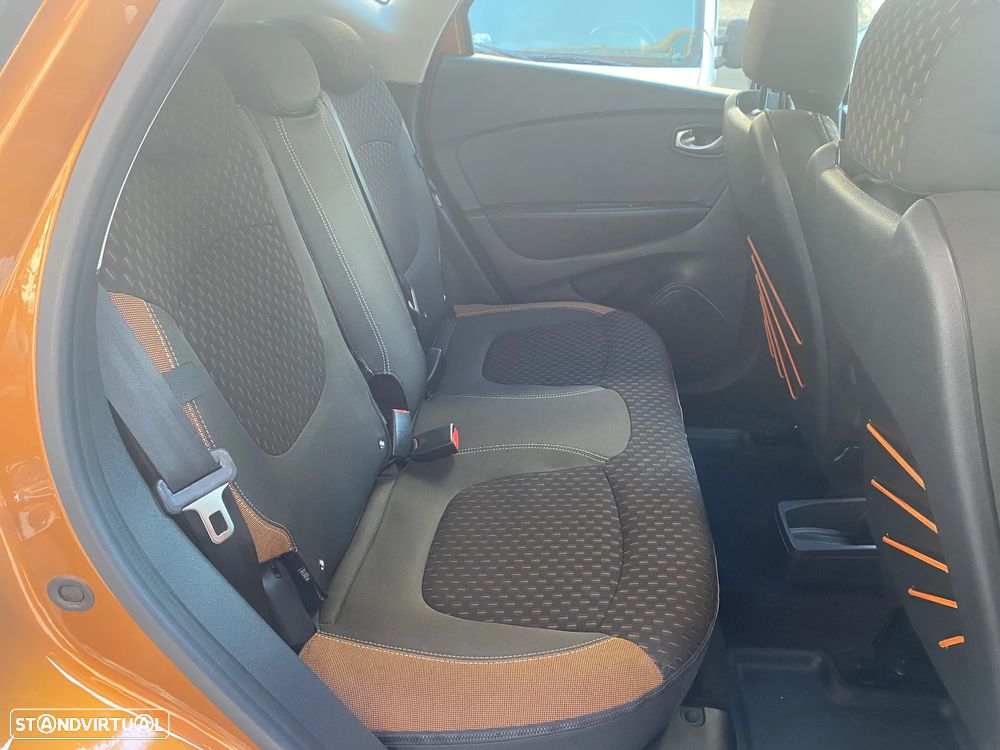 Renault Captur - 28