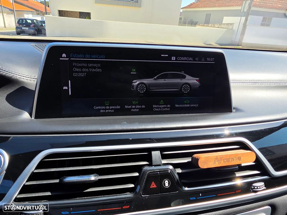 BMW 745 e iPerformance Pack M Auto - 22