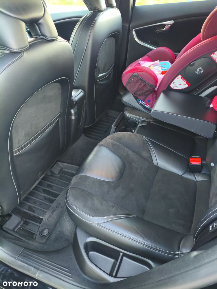 Volvo V40 D2 RDesign - 9