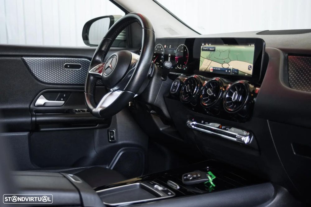 Mercedes-Benz GLA 180 d Style - 60