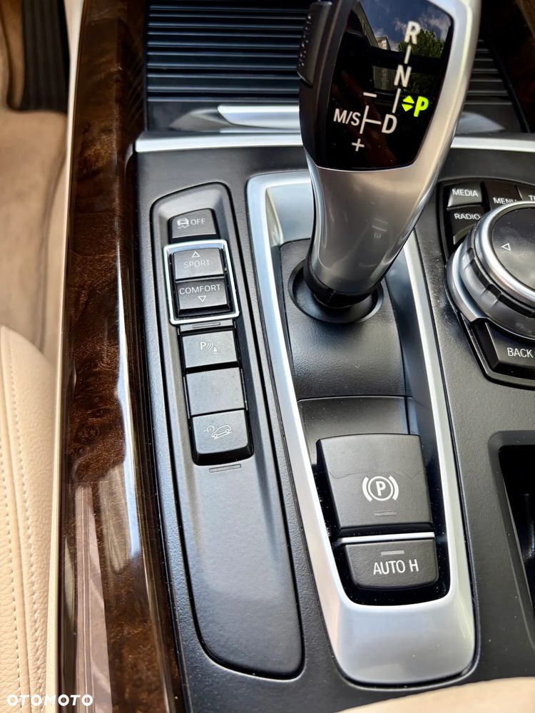 BMW X5 xDrive35i Edition Exclusive - 35