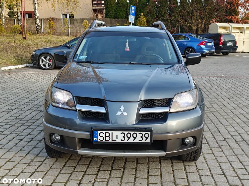 Mitsubishi Outlander 2.0 2WD Invite - 17