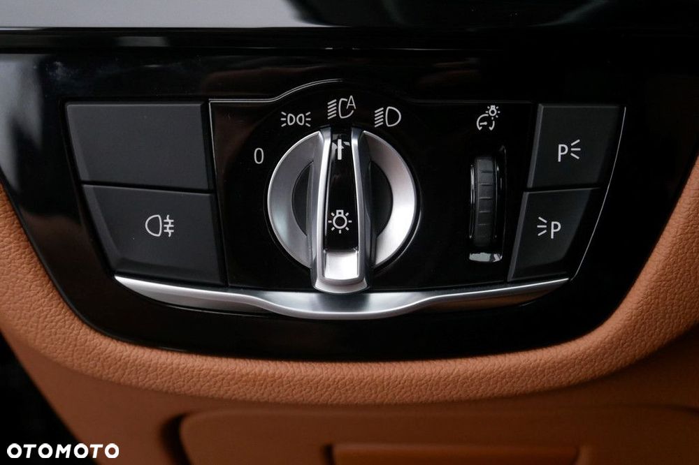 BMW Seria 5 - 29